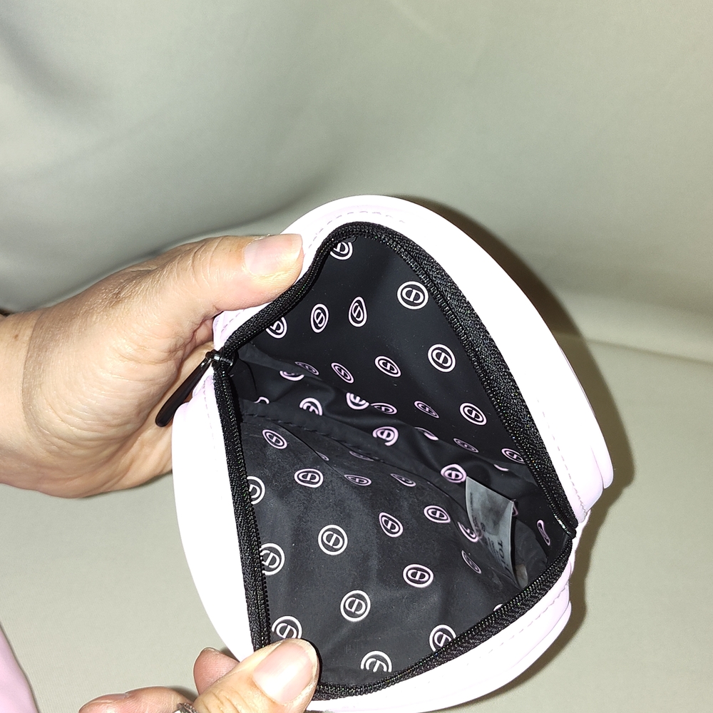 Dior Soft Pink Cosmetic Bag Set - Picture 3 of 3